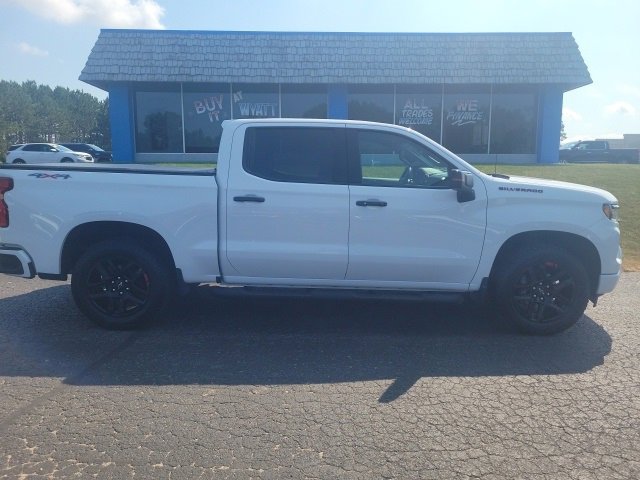 2022 Chevrolet Silverado 1500 RST photo 3