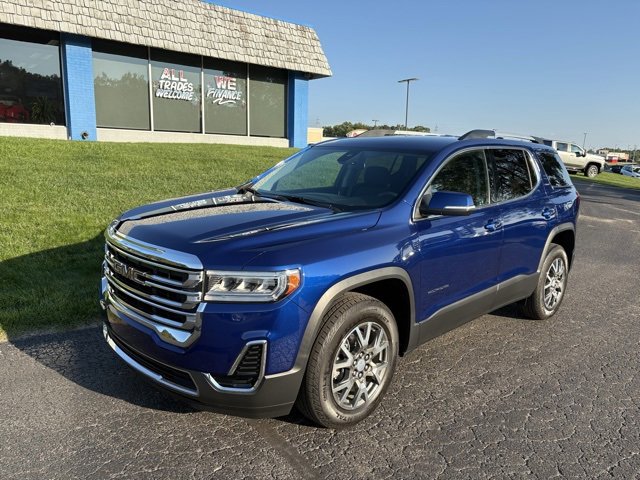 2023 Gmc Acadia SLE photo 2