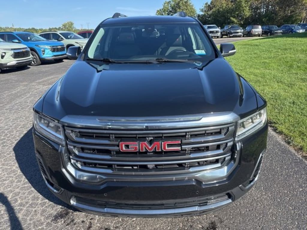 Used 2022 GMC Acadia AT4 SUV