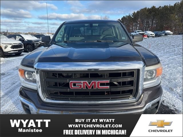 2015 GMC Sierra Base's photo