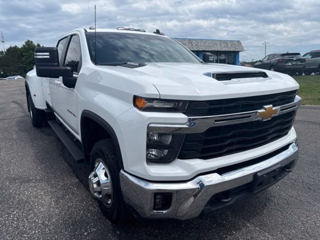 Used 2024 Chevrolet Silverado 3500 HD LT DRW Truck