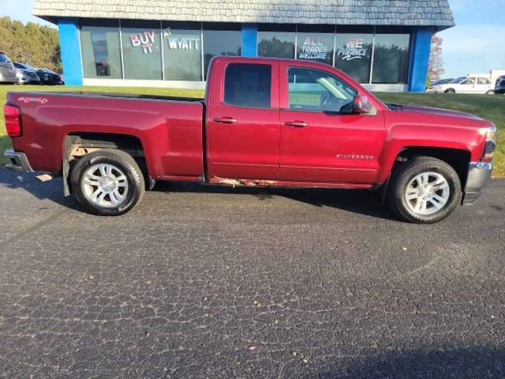 Used 2016 Chevrolet Silverado 1500 LT Truck