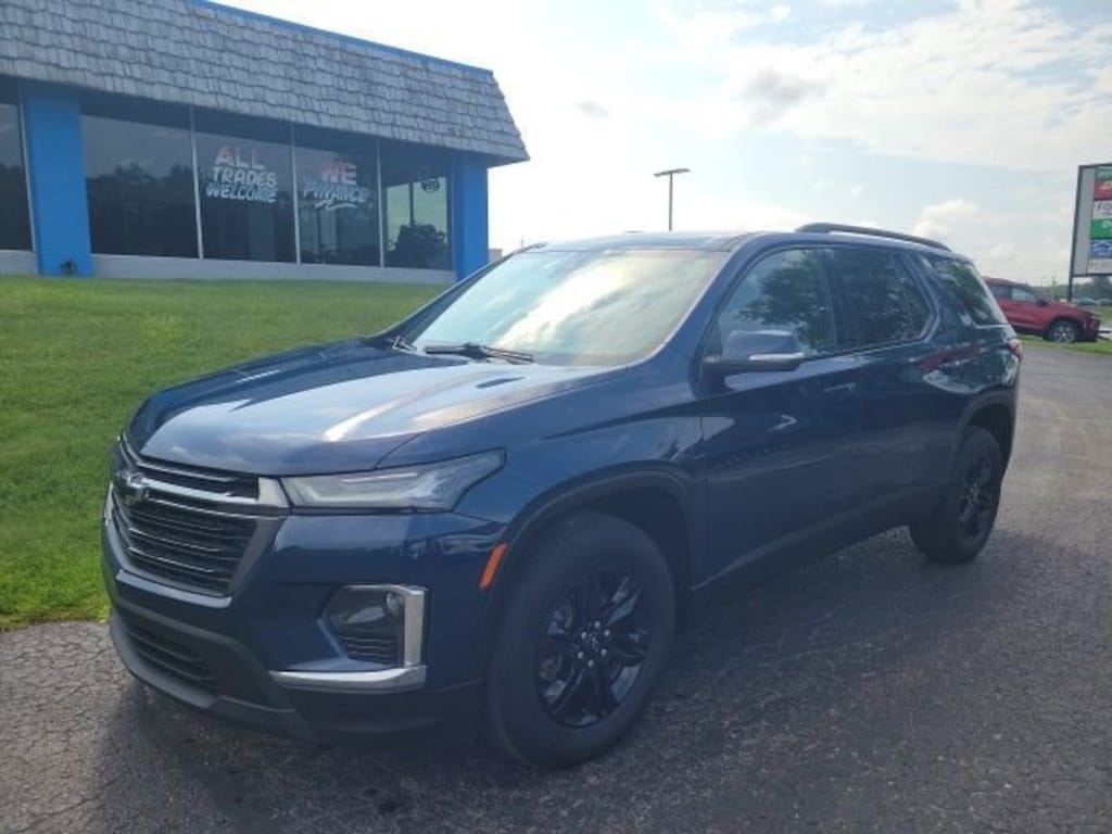 Used 2023 Chevrolet Traverse LT Leather SUV