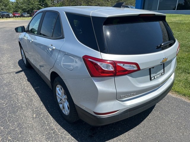 2020 Chevrolet Equinox LS photo 4