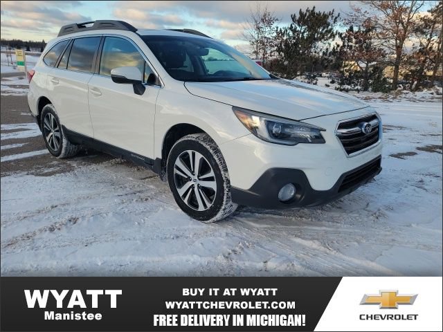 2018 Subaru Outback Limited's photo