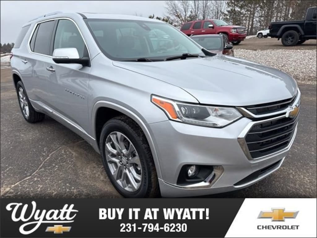 Used 2021 Chevrolet Traverse Premier SUV