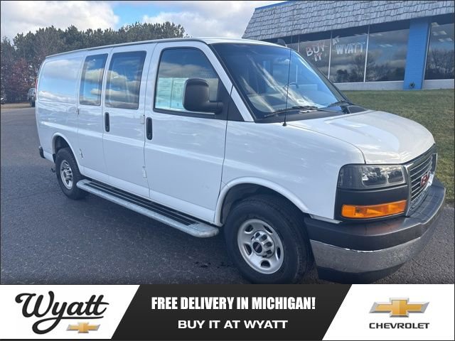 2023 GMC Savana Cargo Work Van's photo