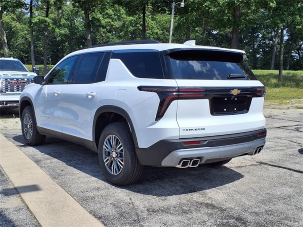 New 2026 Chevrolet Traverse LT SUV