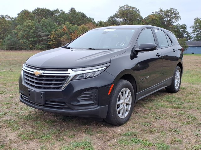 Used 2023 Chevrolet Equinox LS with VIN 3GNAXSEG9PL187163 for sale in Whitehall, MI