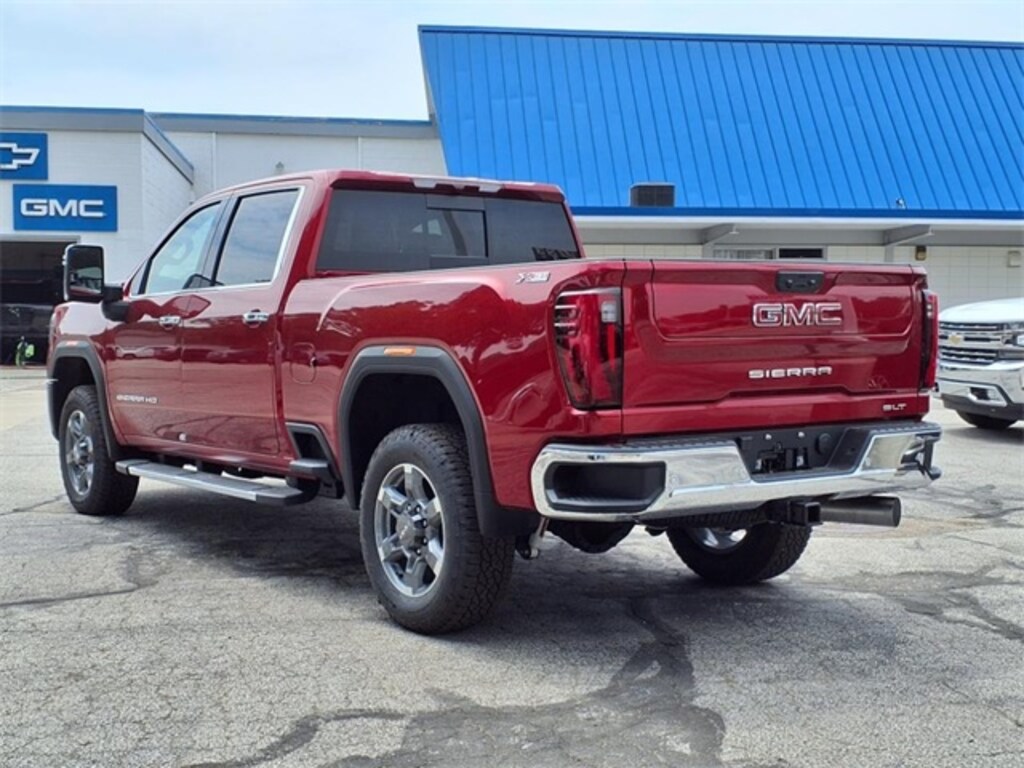 New 2025 GMC Sierra 2500 HD SLT Truck Crew Cab