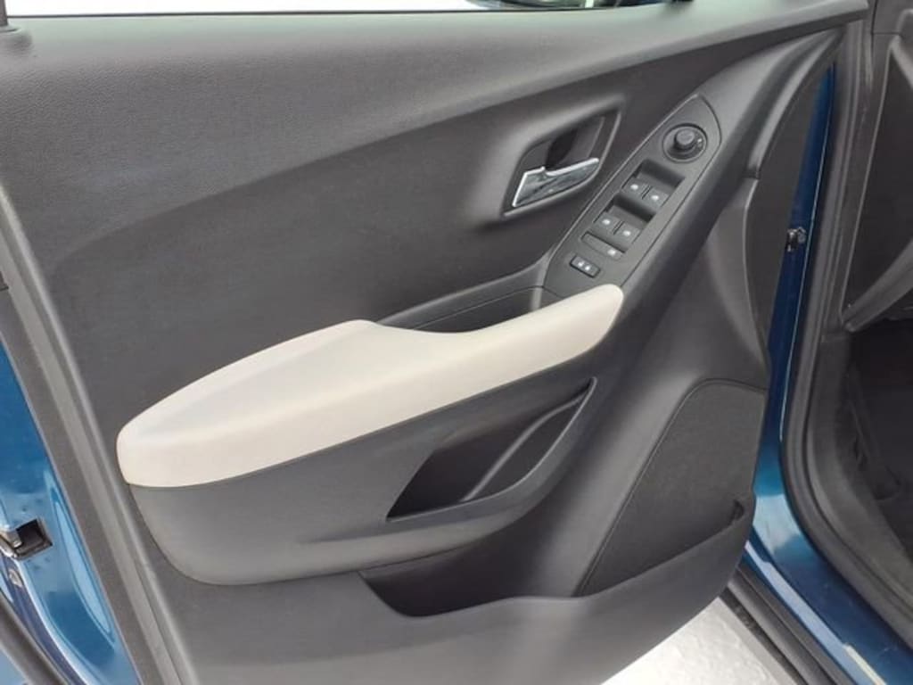 Used 2020 Chevrolet Trax LT SUV