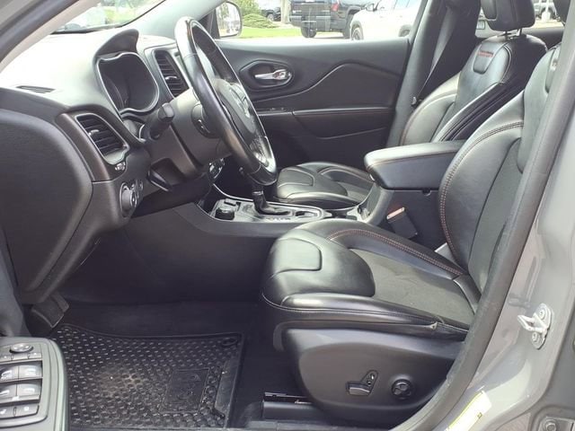 2019 Jeep Cherokee Trailhawk - Photo 11