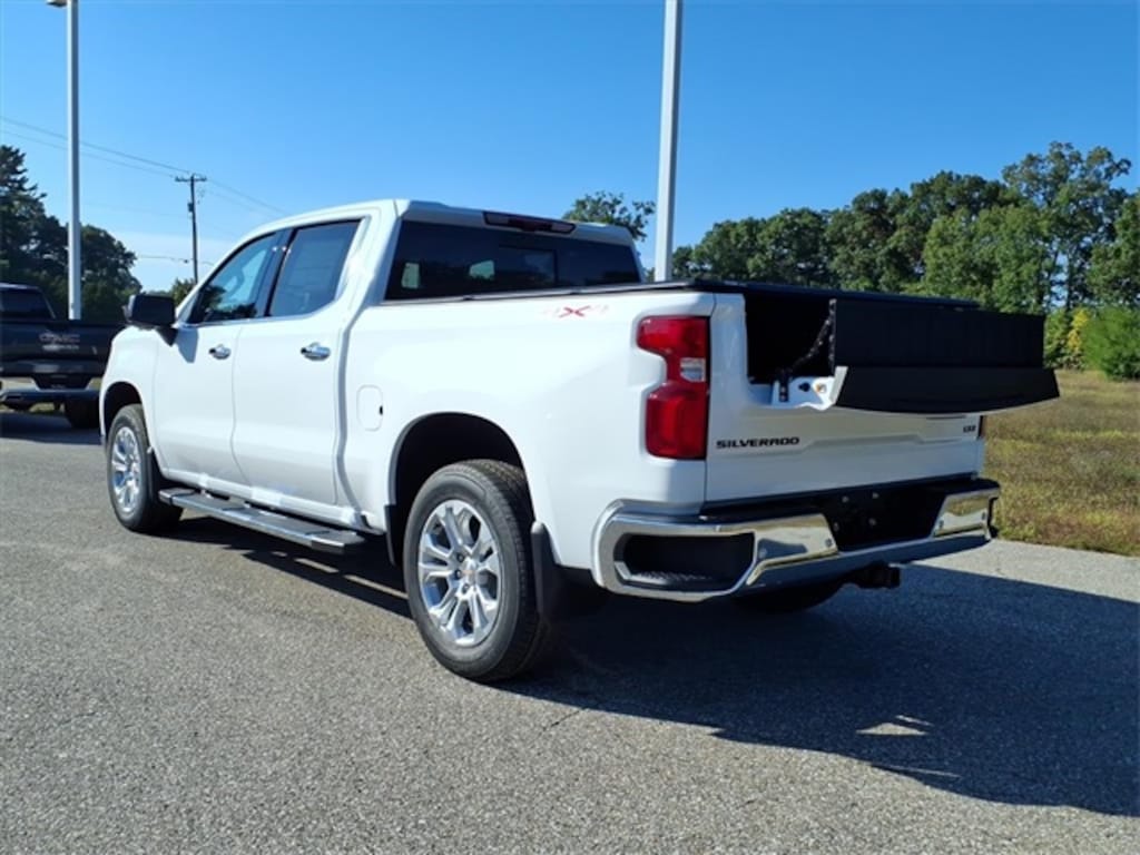 New 2026 Chevrolet Silverado 1500 LTZ Truck Crew Cab