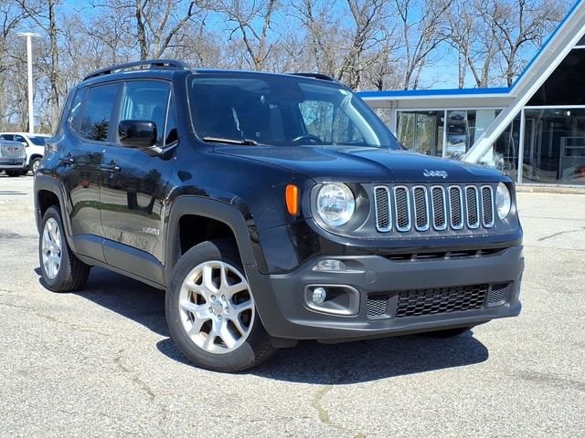 Used 2018 Jeep Renegade Latitude with VIN ZACCJBBB2JPH84763 for sale in Whitehall, MI