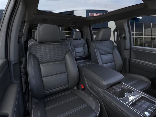 2025 GMC Sierra EV Denali - Photo 19
