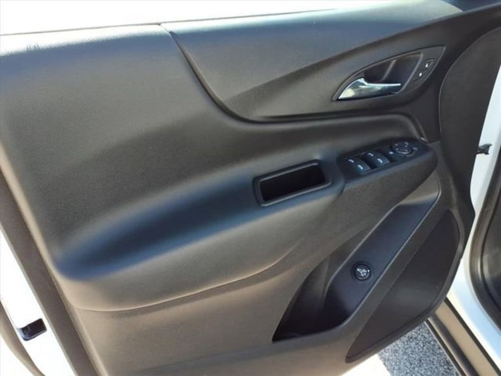 Used 2023 Chevrolet Equinox LT SUV