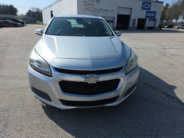 Used 2015 Chevrolet Malibu 1LT with VIN 1G11C5SL0FF252863 for sale in Whitehall, MI