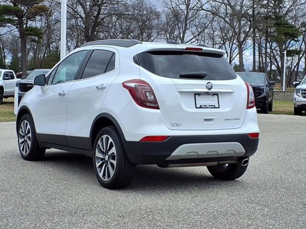 Used 2022 Buick Encore Preferred SUV