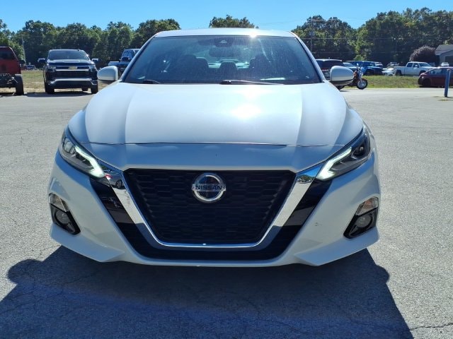 Used 2019 Nissan Altima SV with VIN 1N4BL4DV6KN307293 for sale in Whitehall, MI
