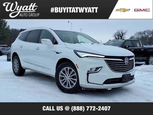 2023 Buick Enclave Essence's photo