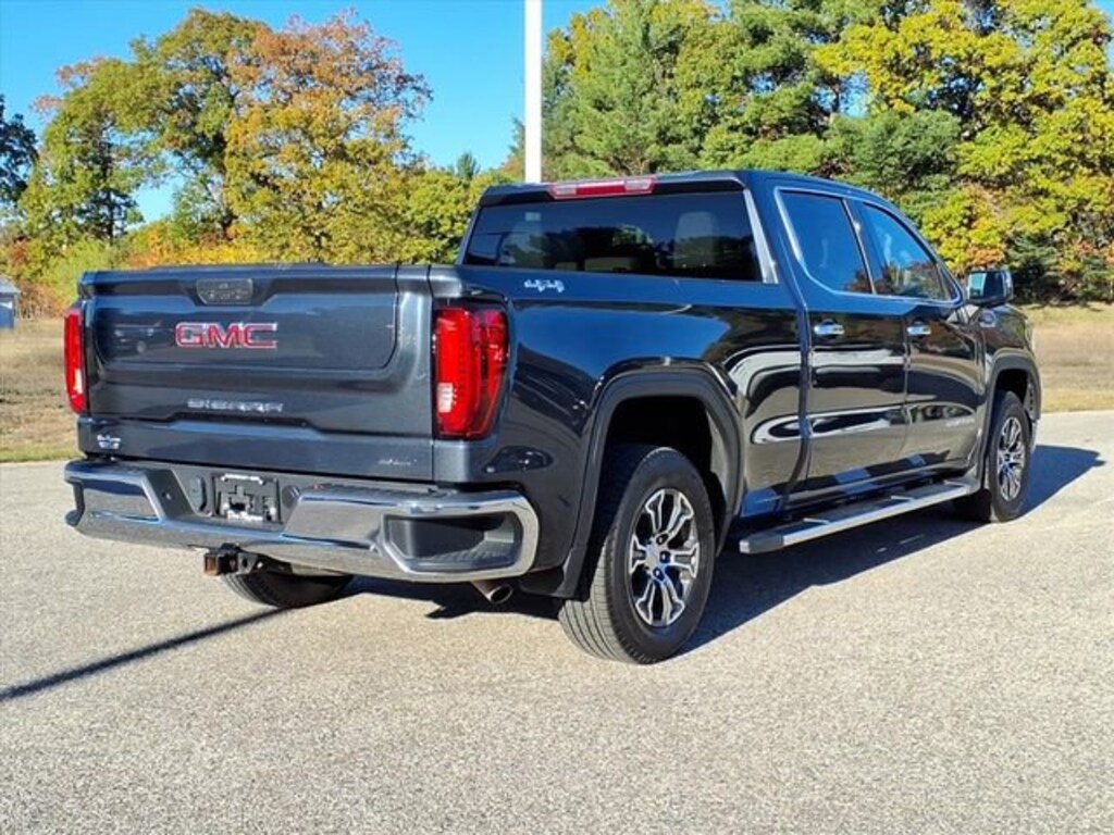 Used 2022 GMC Sierra 1500 Limited SLT Truck