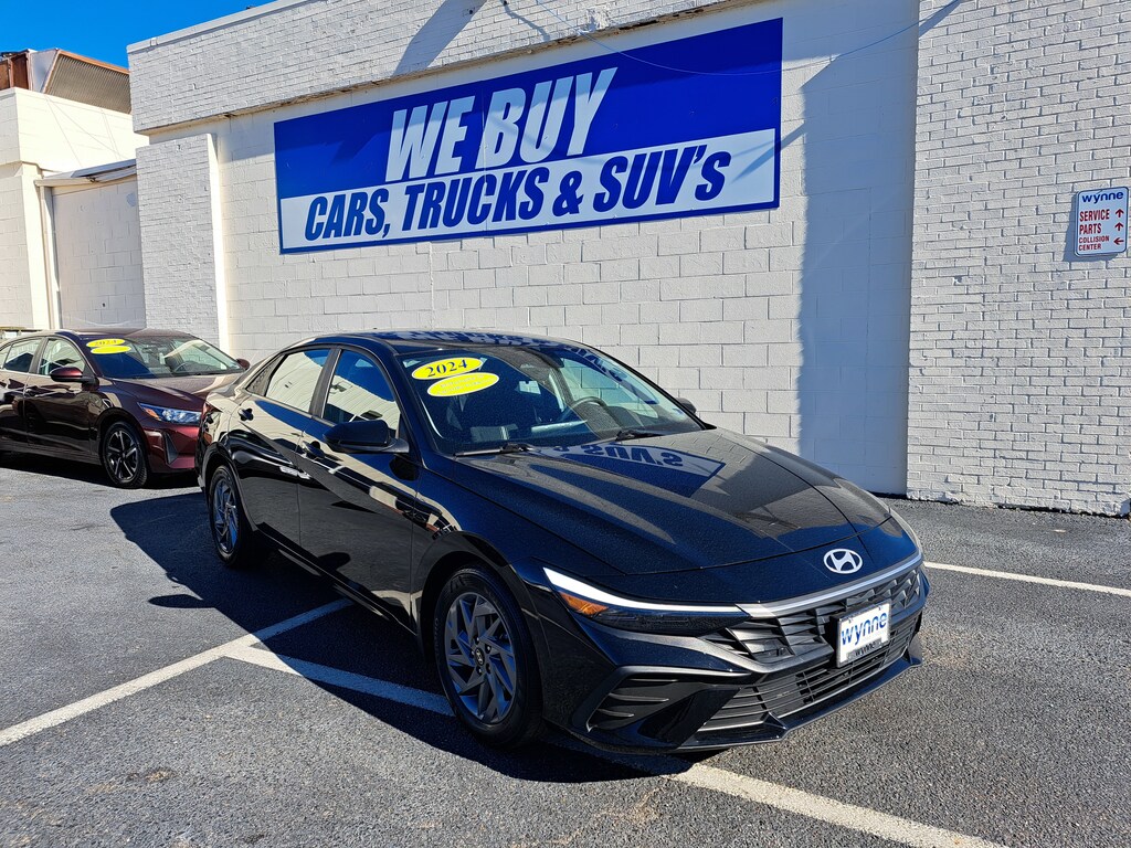 Used 2024 Hyundai Elantra SEL SEL IVT