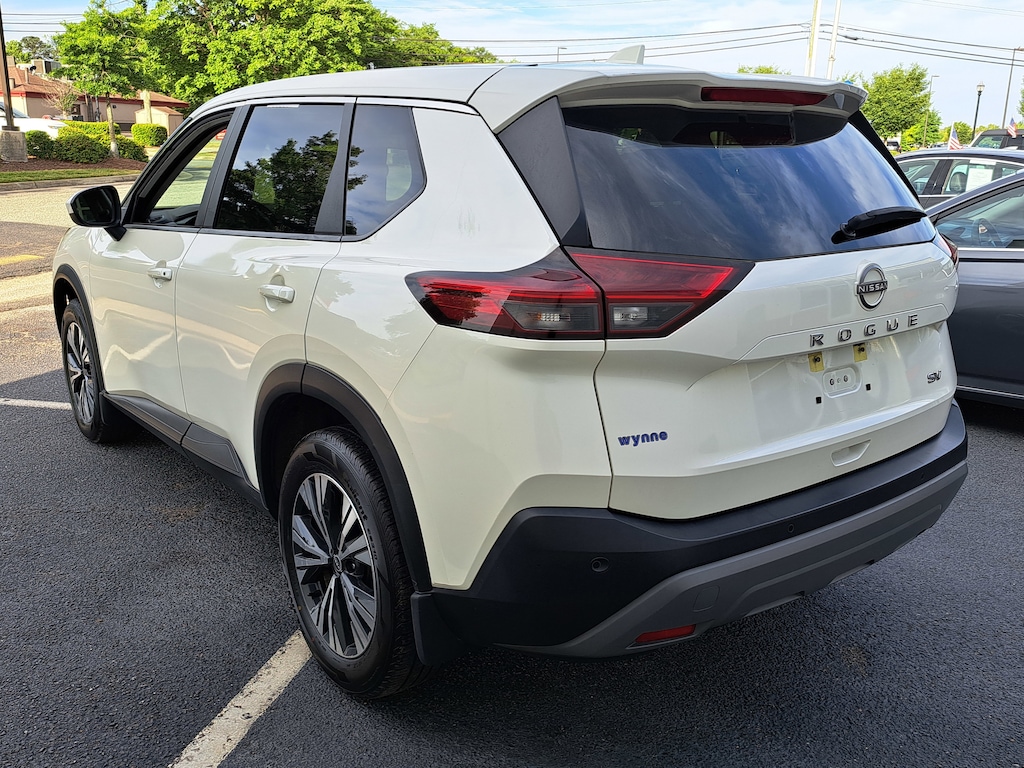 Used 2023 Nissan Rogue SV FWD SV