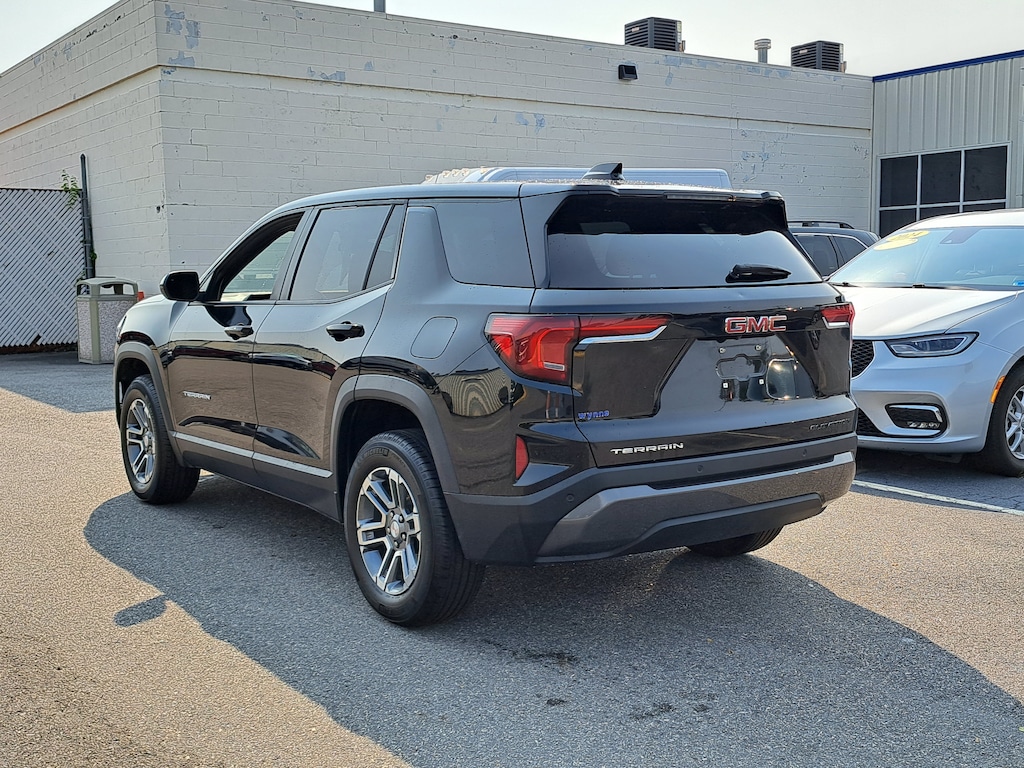 Used 2026 GMC Terrain FWD Elevation FWD Elevation