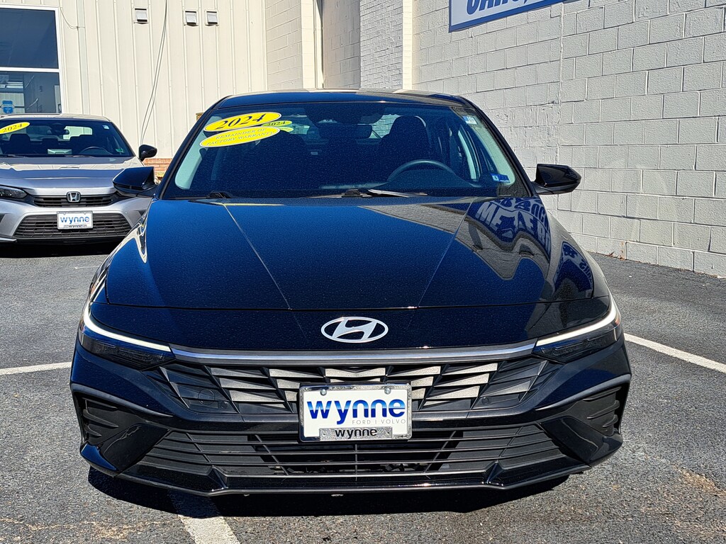 Used 2024 Hyundai Elantra SEL SEL IVT