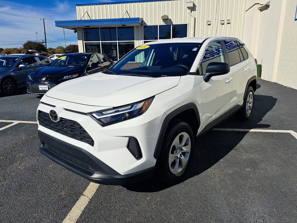 Used 2024 Toyota RAV4 LE LE FWD
