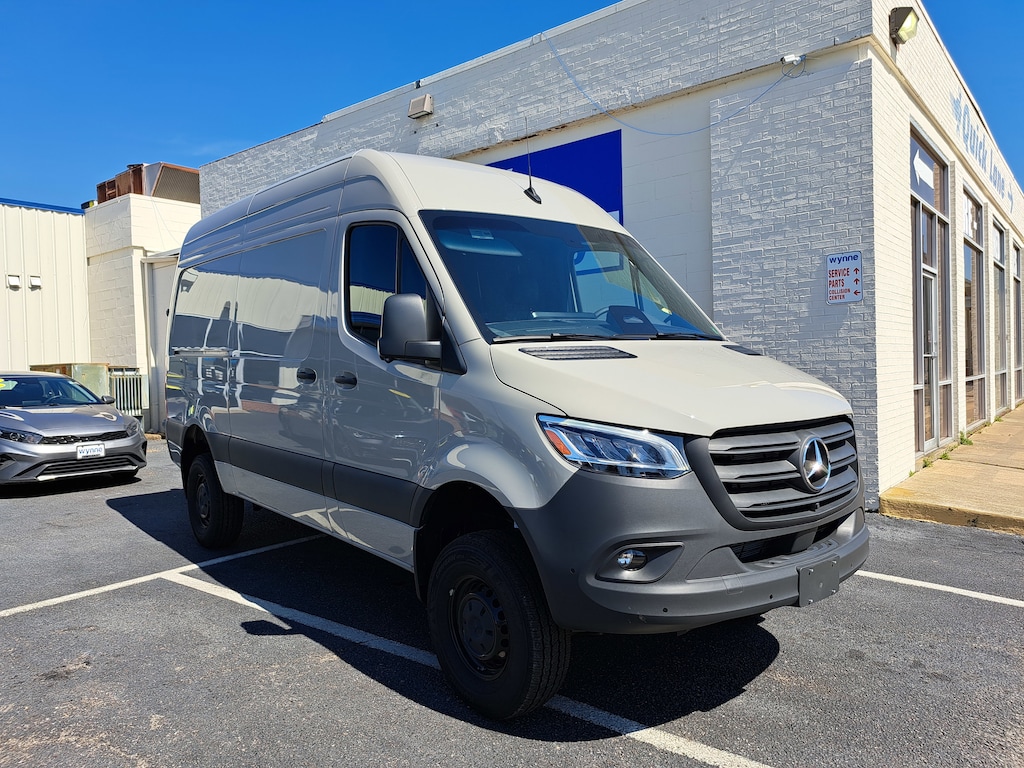 Used 2026 Mercedes-Benz Sprinter 2500 Cargo 144 WB 2500 Standard Roof I4 Diesel HO 144 AWD