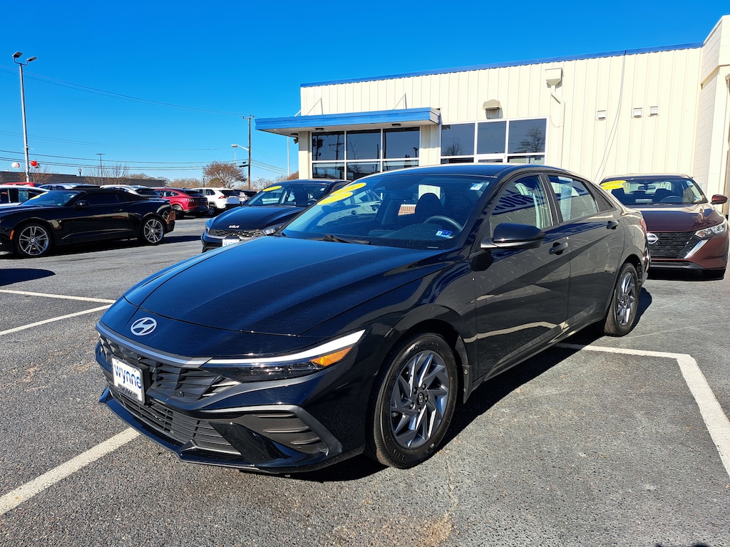 Used 2024 Hyundai Elantra SEL SEL IVT