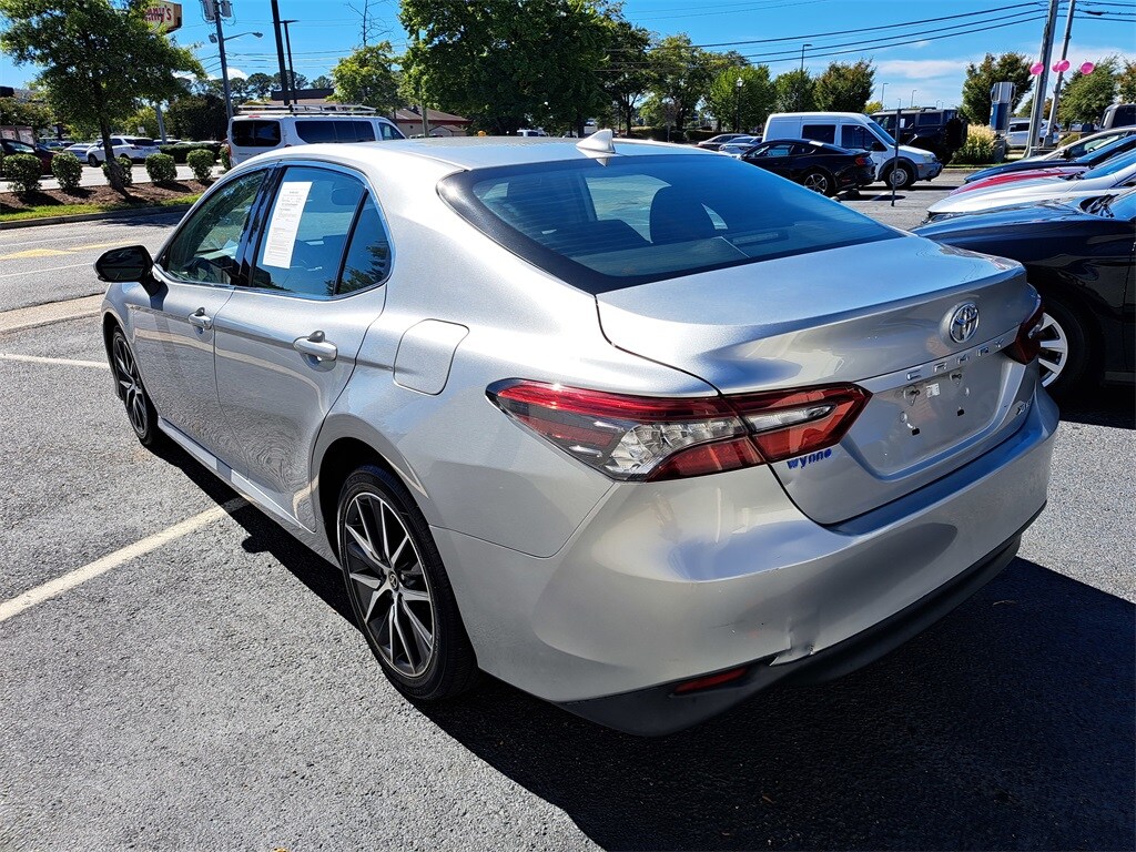 2021 Toyota Camry XLE photo 4