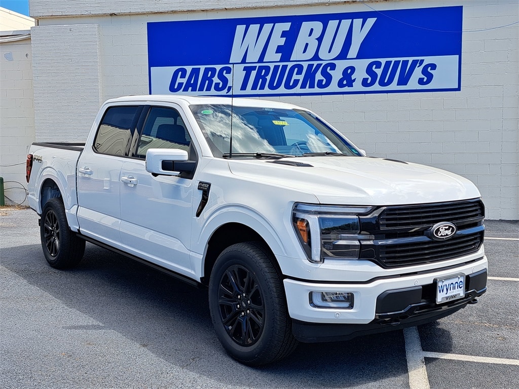 2025 Ford F-150 Platinum's photo
