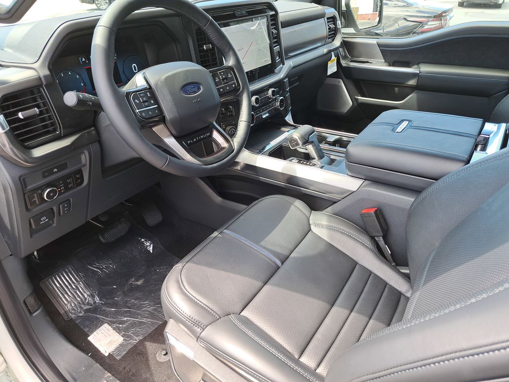 2025 Ford F-150 Platinum - Photo 7