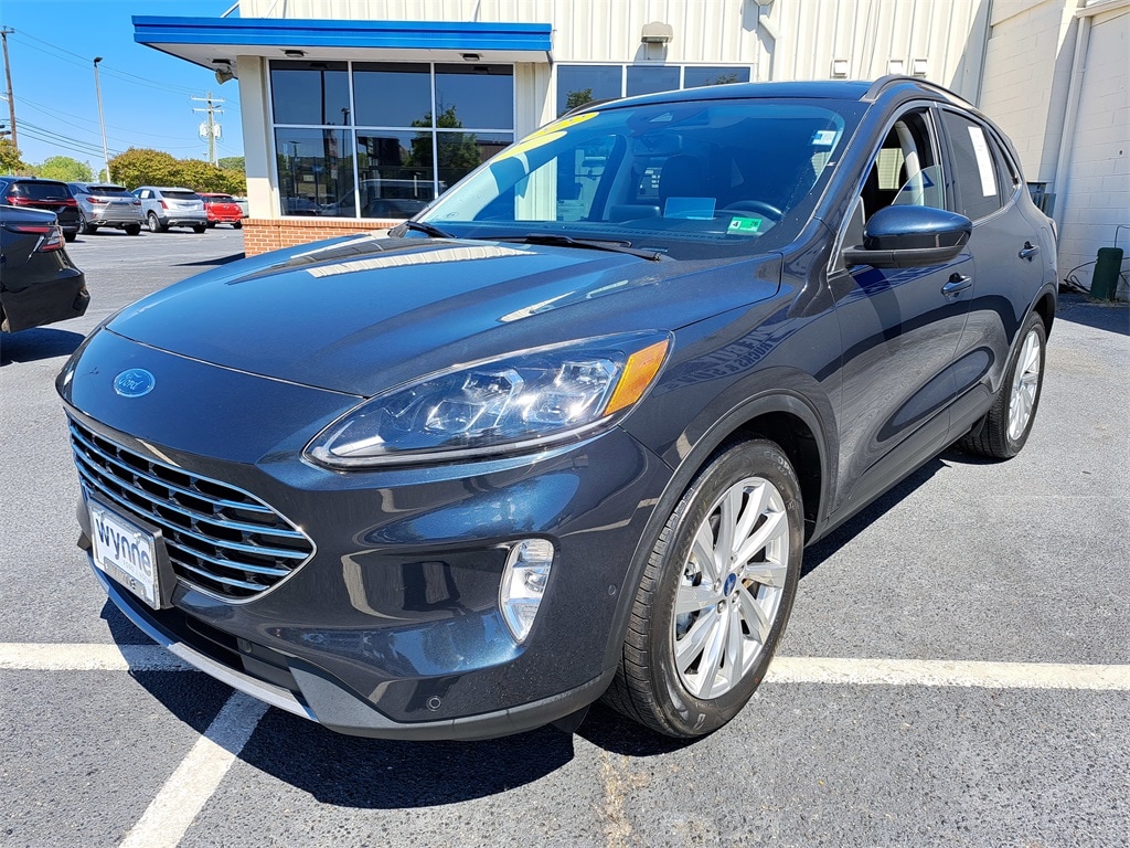 Used 2022 Ford Escape Titanium Hybrid SUV