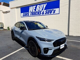 2025 Ford Mustang Mach-E Premium SUV