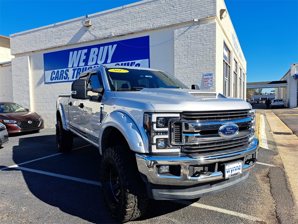 2017 Ford F-250 Super Duty XLT
