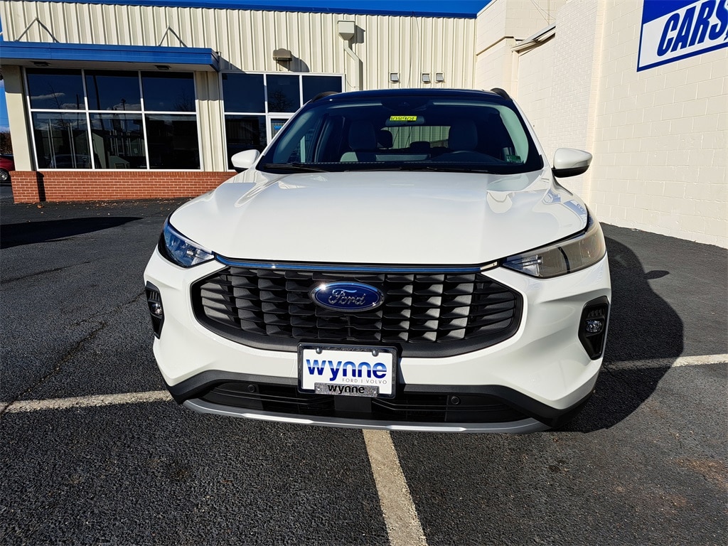 New 2026 Ford Escape PHEV SUV