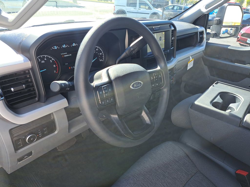 2026 Ford F-250 Super Duty XL - Photo 8