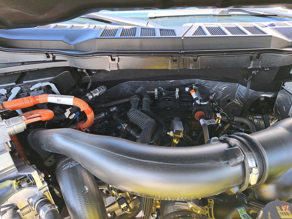 2025 Ford F-150 Lariat - Photo 15