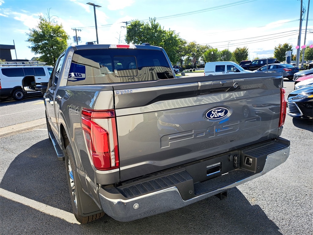 New 2026 Ford F-250  Truck Crew Cab