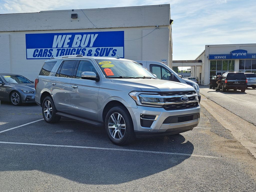 2024 Ford Expedition Limited's photo