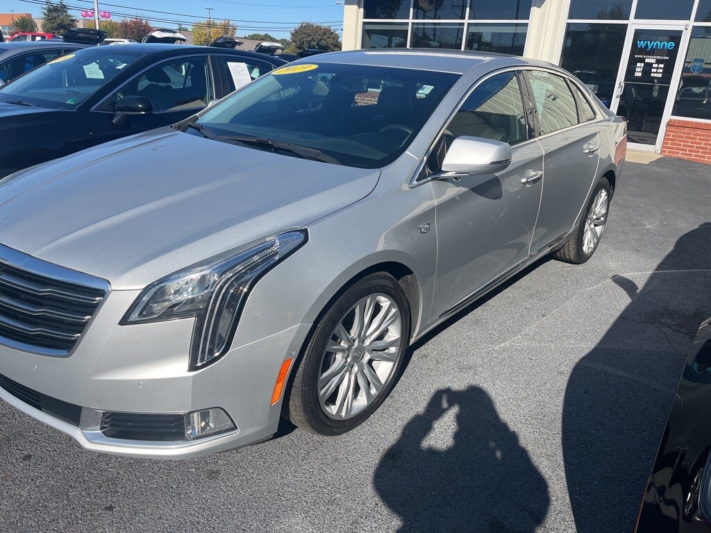 2019 Cadillac XTS Luxury photo 3