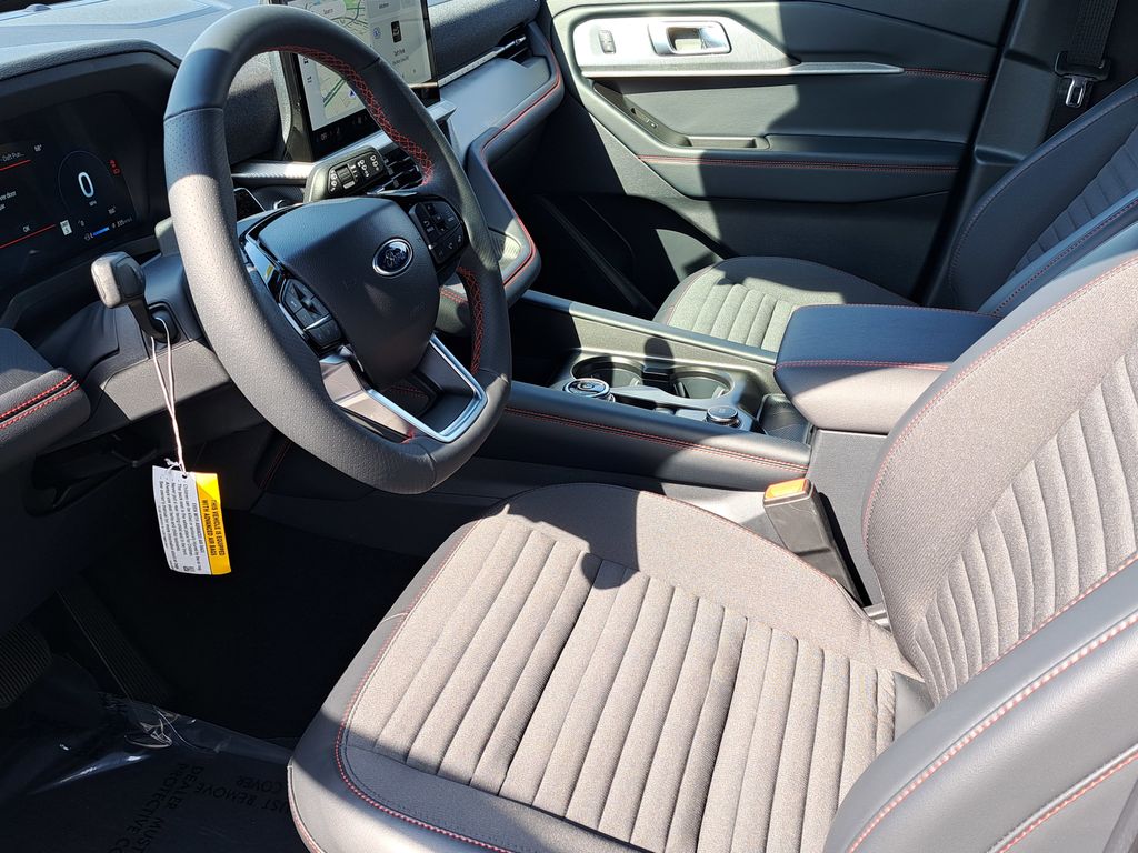 2026 Ford Explorer ST-Line - Photo 12