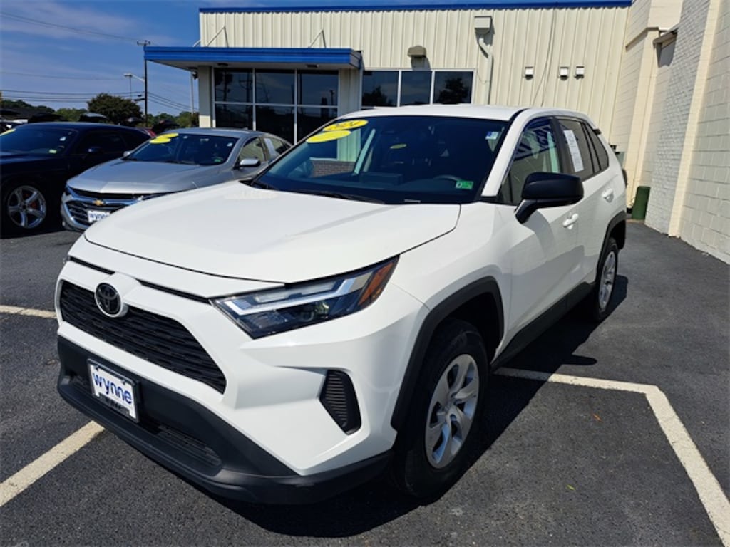 Used 2024 Toyota RAV4 LE SUV