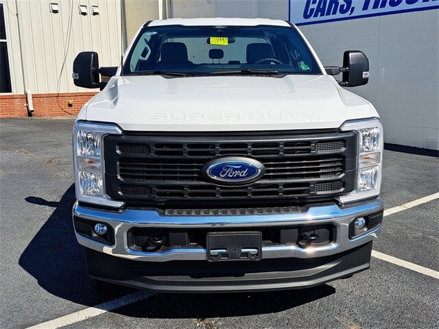 2024 Ford F-250 photo 2