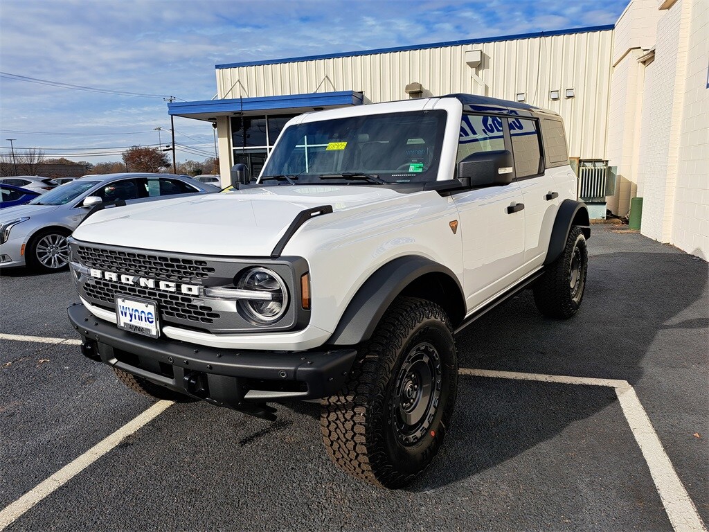 New 2025 Ford Bronco Badlands SUV