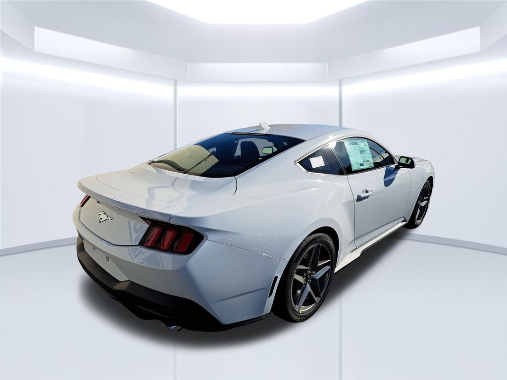 2026 Ford Mustang EcoBoost Fastback - Photo 7