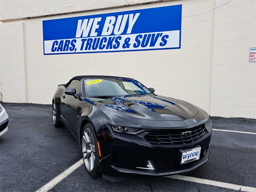 2024 Chevrolet Camaro 1LT's photo